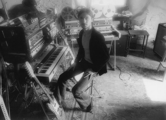 Michael Rother in studio