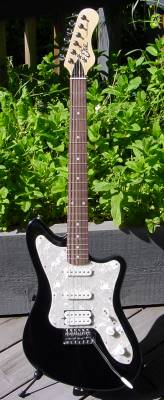 Camaro Jet Black Guitar