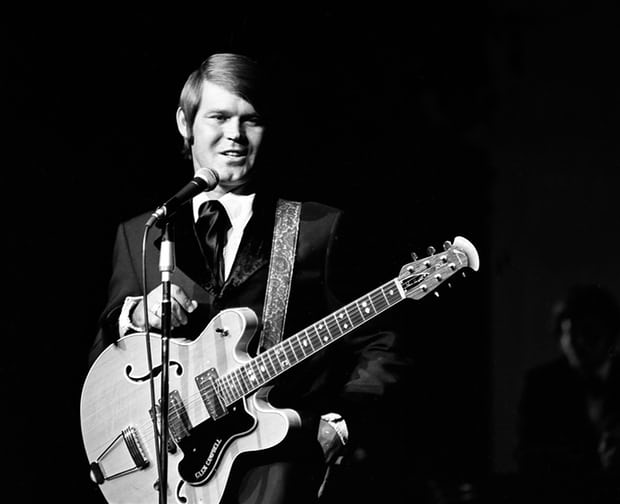 Glen Campbellin with a Ovation semi-acoustic