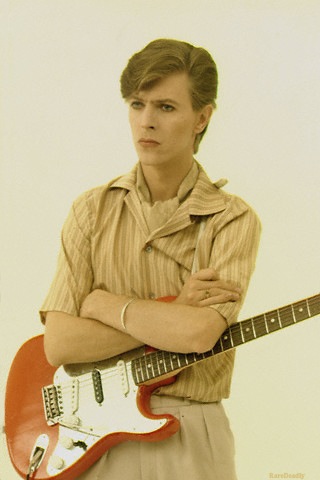 Bowie Red Strat