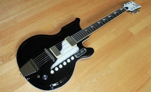 Eastwood Airline '59 Newport Guitar (Black)