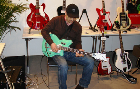 Musikmesse 2008: Santino Giambersio from Power Trio Group