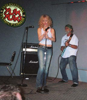 Tommy Chong on stage at Yuk Yuk's in London, Ontario (Jan. 2005)