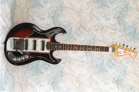 Vintage 1967 Apollo Deluxe Electric Guitar