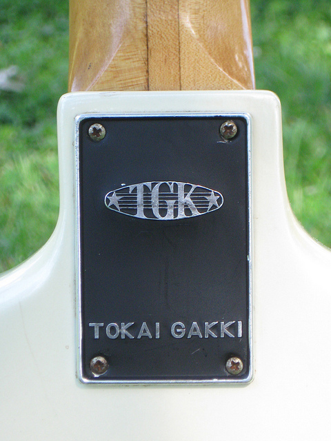 Vintage 1967 TOKIA Hummingbird Electric Guitar (White)