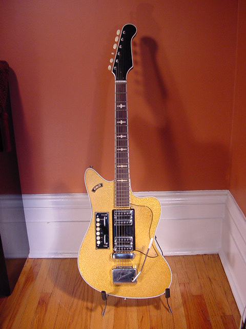 Vintage EKO Ekomaster Electric Guitar (Gold)